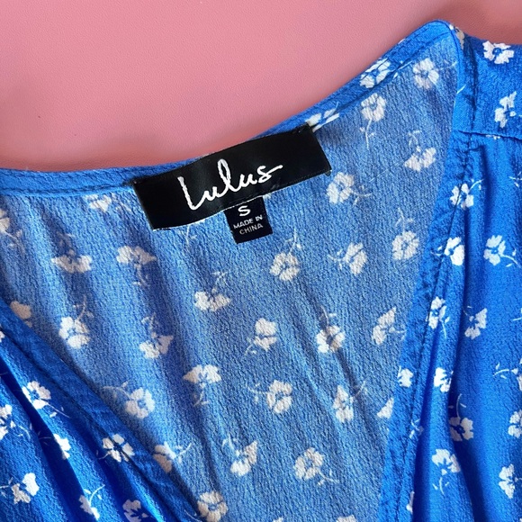 Maretta Blue and White Floral Print Wrap Midi Dress - Picture 14 of 16